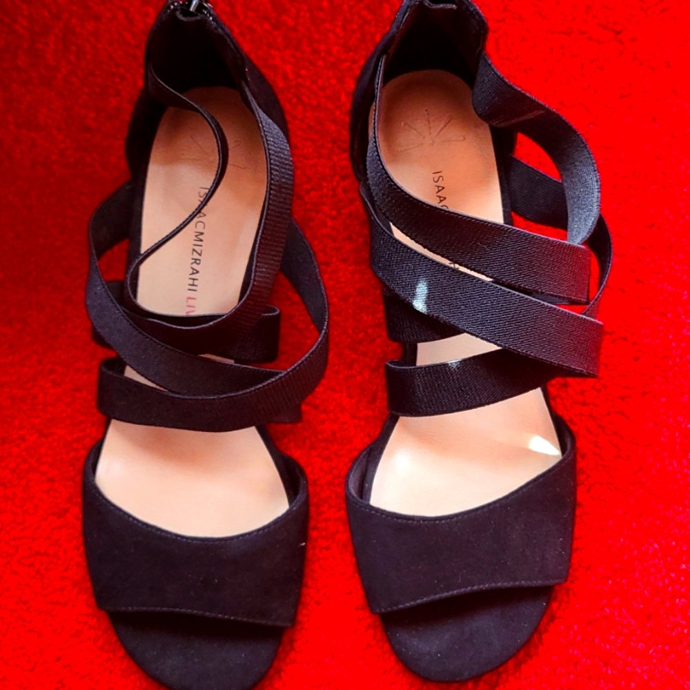Black Isaac Mizrahi Sandals